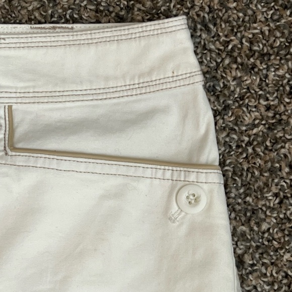 WHITEHOUSE BLACK MARKET MINI SKIRT WHITE CREAM POCKETS STRETCH PLUS SIZE 16 - Picture 3 of 7